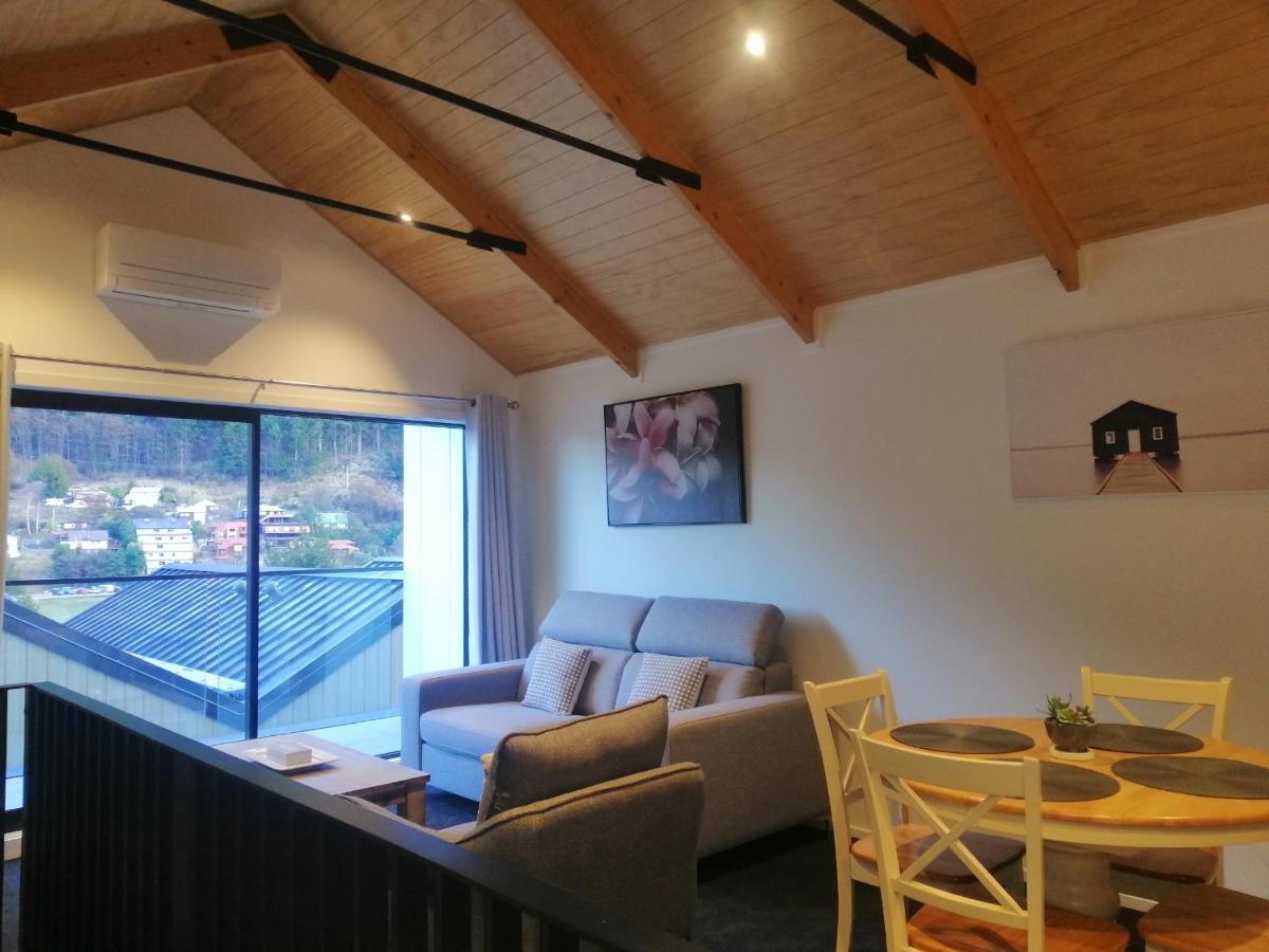 Queenstown Central - Walk To Town - Free Parking - Wifi And Smart Tv - Gym Kültér fotó