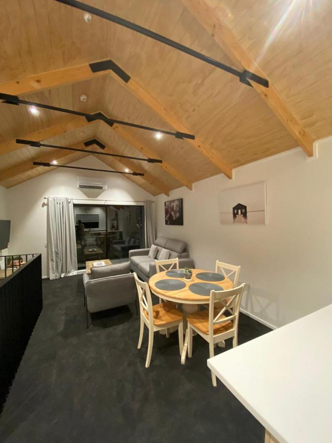 Queenstown Central - Walk To Town - Free Parking - Wifi And Smart Tv - Gym Kültér fotó